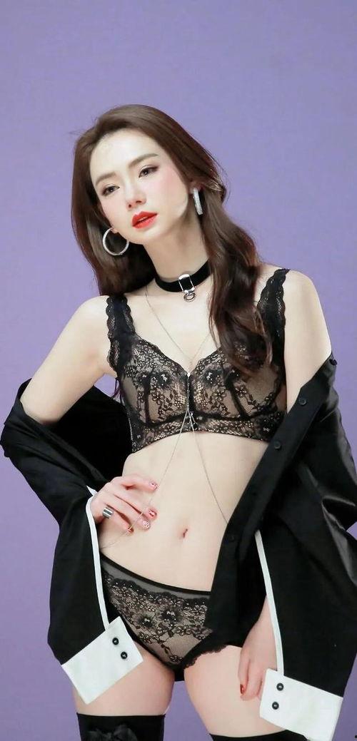 戚薇高清性感照片